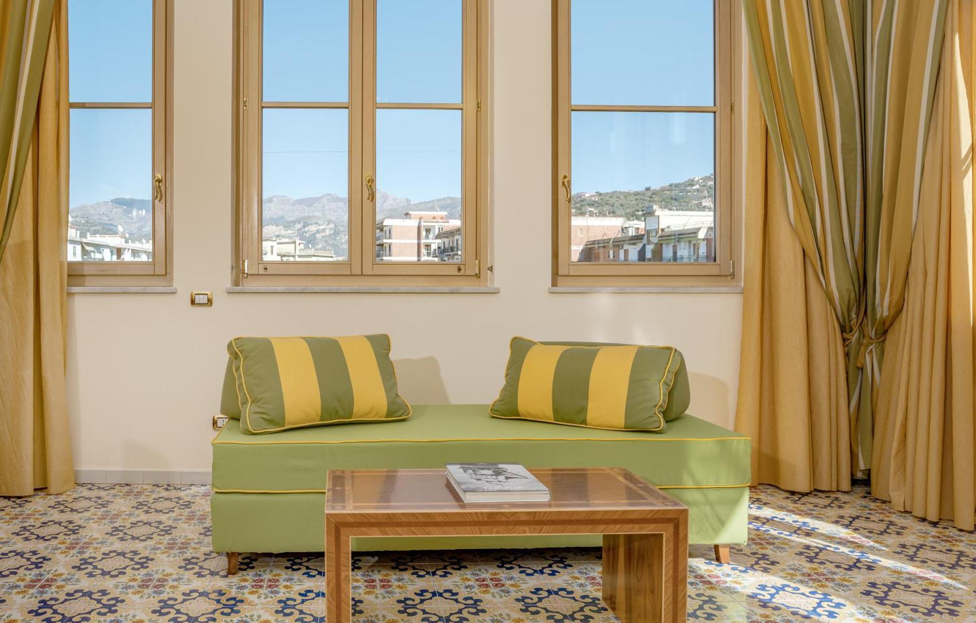 Hotel Antiche Mura Sorrento Ngoại thất bức ảnh