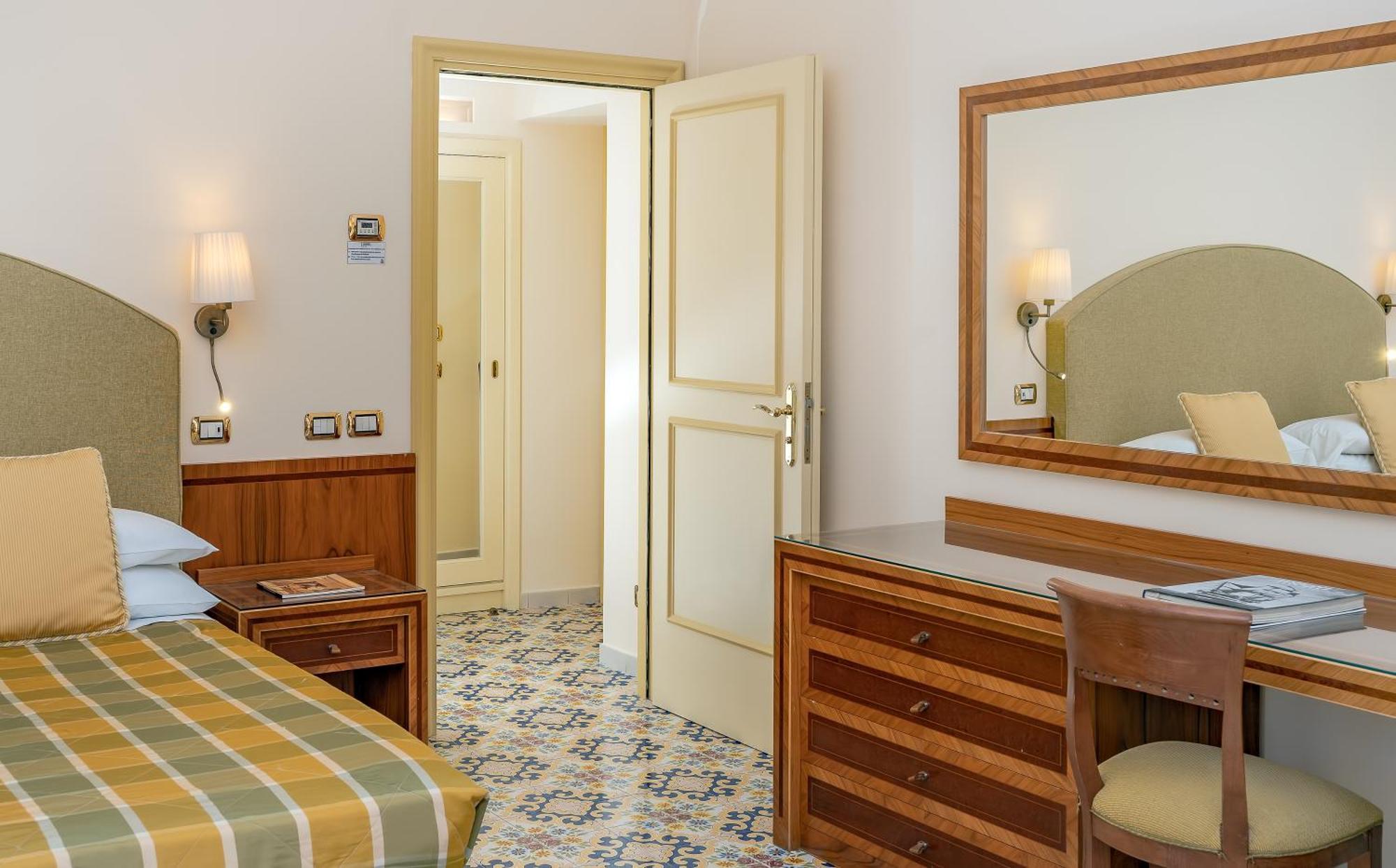 Hotel Antiche Mura Sorrento Ngoại thất bức ảnh